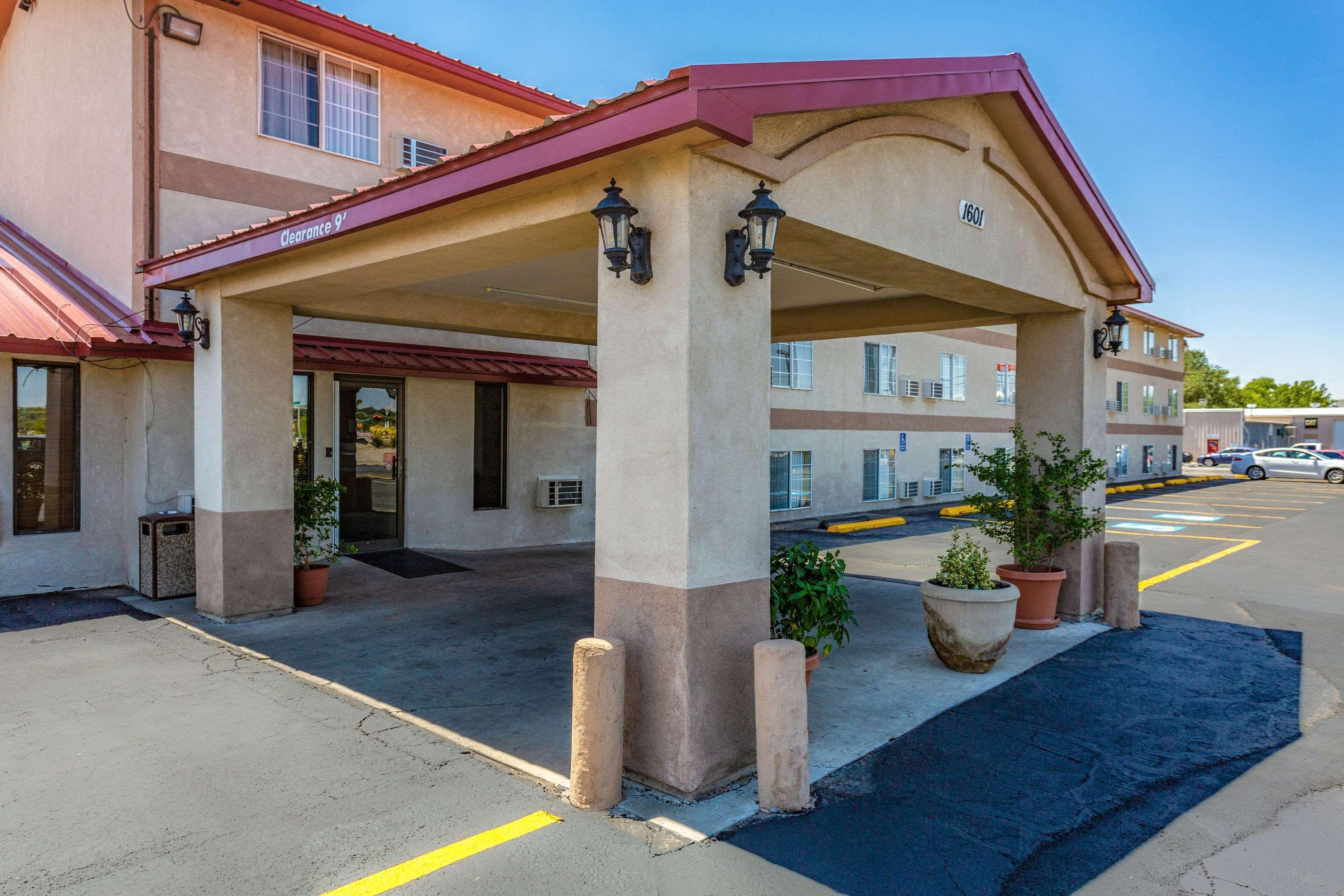 Rodeway Inn Farmington Esterno foto