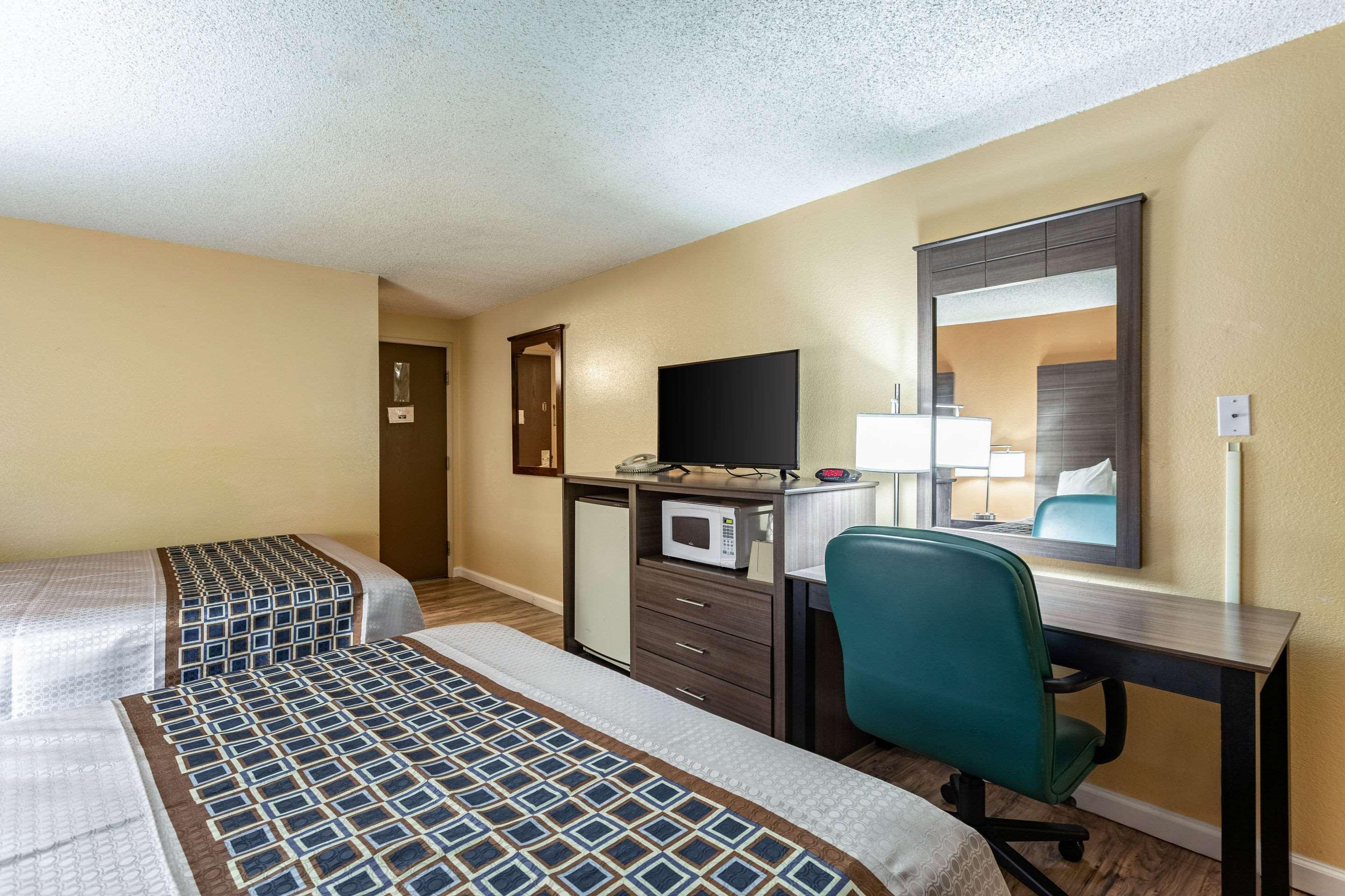 Rodeway Inn Farmington Esterno foto