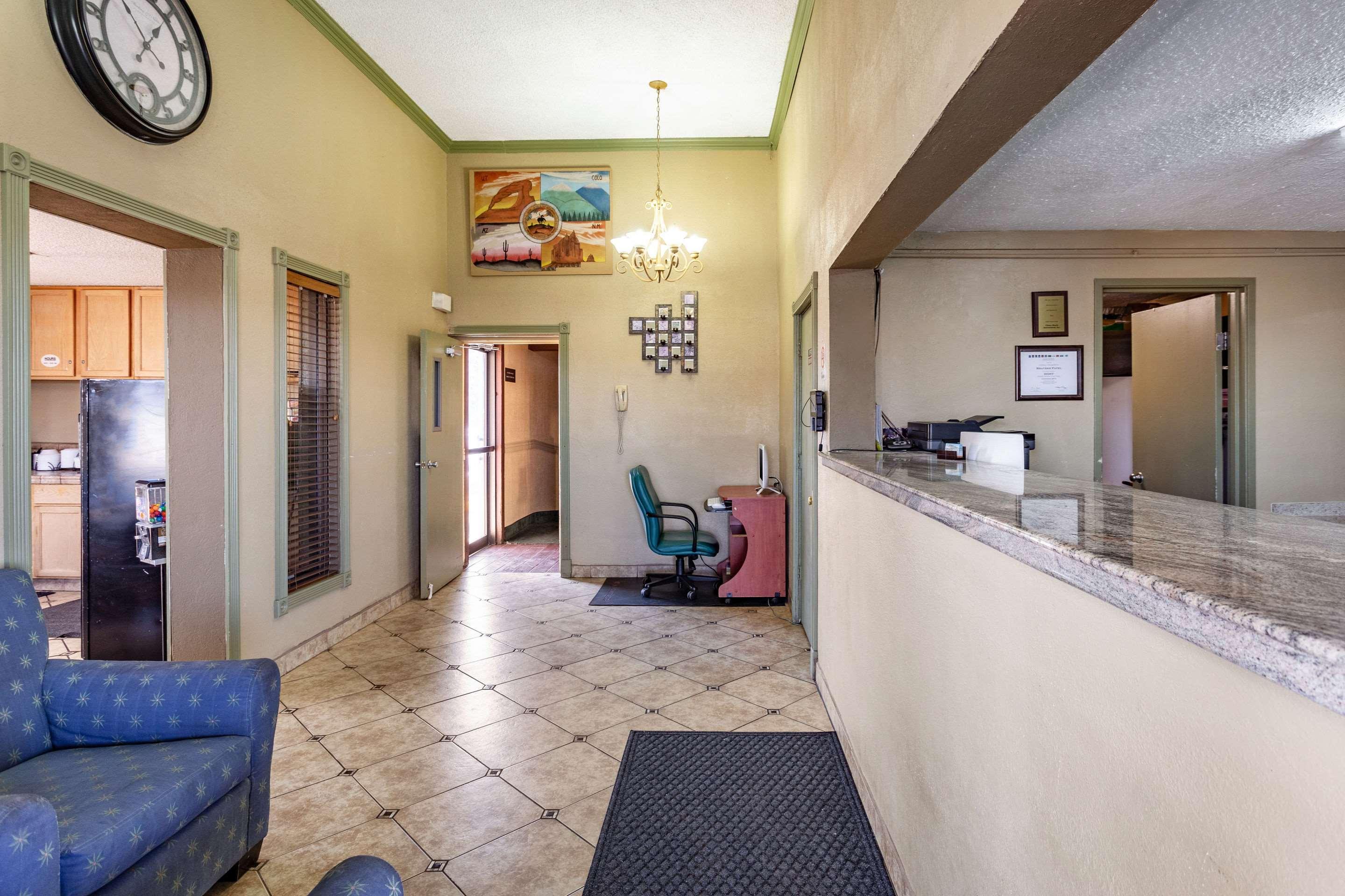 Rodeway Inn Farmington Esterno foto