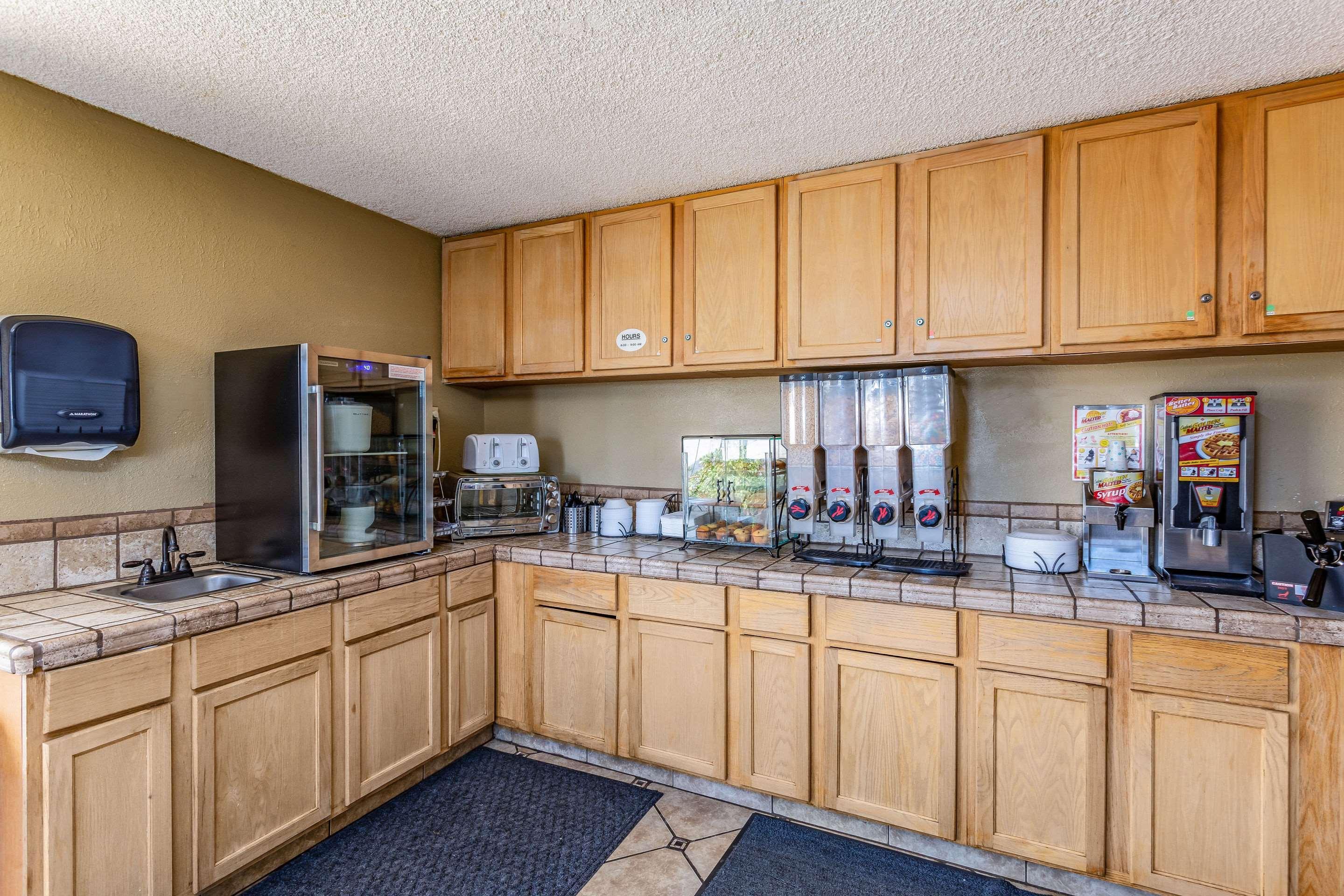 Rodeway Inn Farmington Esterno foto