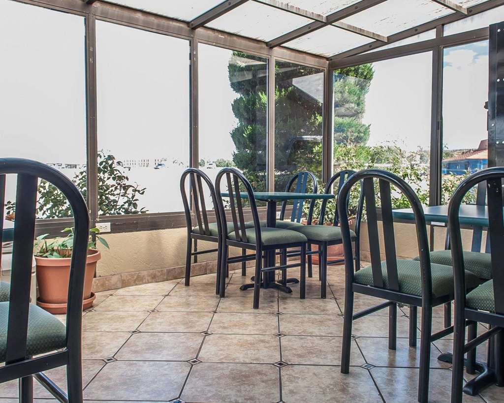 Rodeway Inn Farmington Ristorante foto